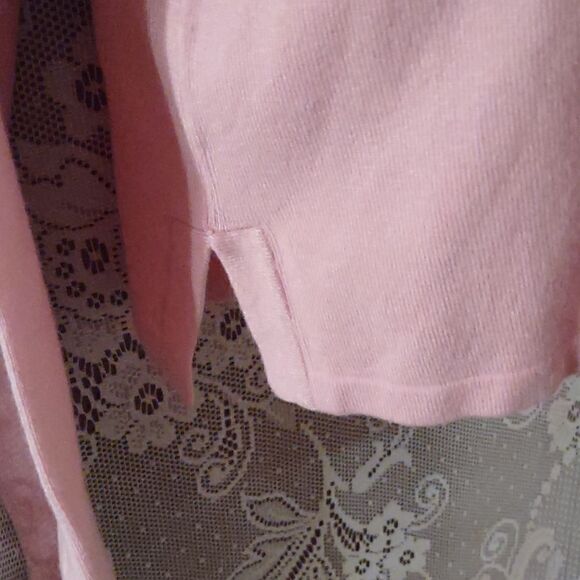 New with tags Apostrophe Women's S classic pink cardigan lightweight super soft - Picture 3 of 10
